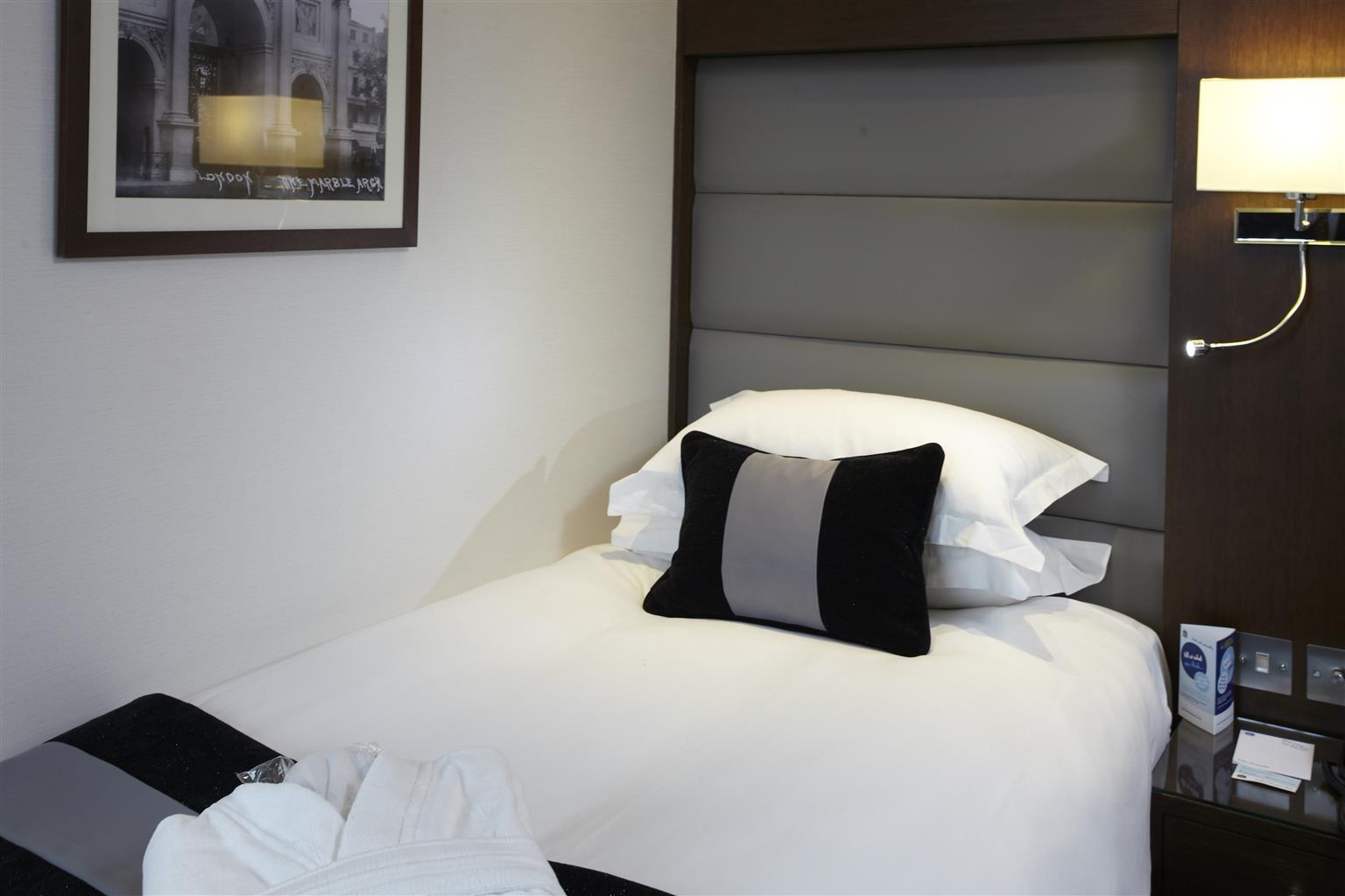 Park Grand Heathrow 4*